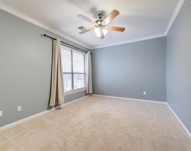 2420 Fawkes Lane - Photo Thumbnail 27