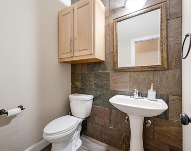 2420 Fawkes Lane - Photo Thumbnail 16