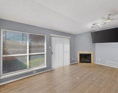 4517 Ebbtide Court - Photo Thumbnail 5