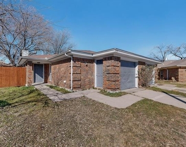 4517 Ebbtide Court - Photo Thumbnail 1