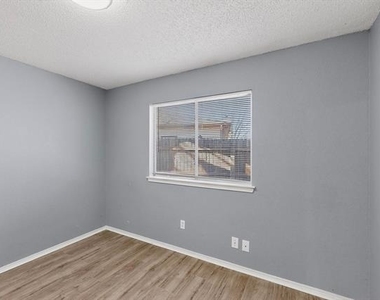 4517 Ebbtide Court - Photo Thumbnail 21
