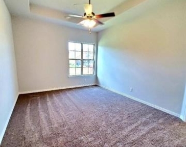 1048 Frisco Ranch Road - Photo Thumbnail 12