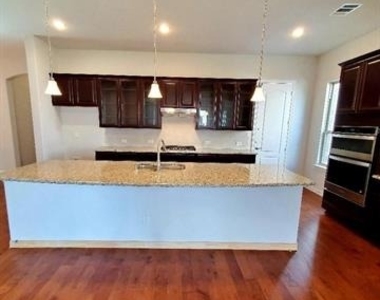 1048 Frisco Ranch Road - Photo Thumbnail 7