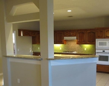 1614 N Timber Brook Drive - Photo Thumbnail 11