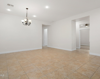4398 N Jackson Court - Photo Thumbnail 4