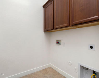 4398 N Jackson Court - Photo Thumbnail 26