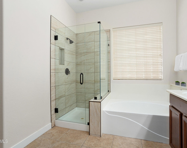 4398 N Jackson Court - Photo Thumbnail 18