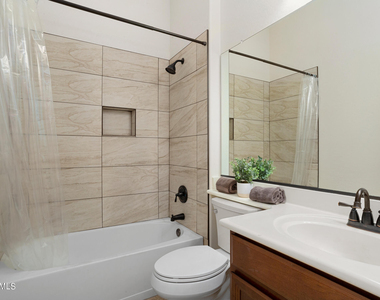 4398 N Jackson Court - Photo Thumbnail 21