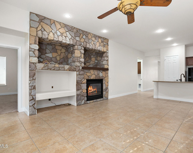 4398 N Jackson Court - Photo Thumbnail 8