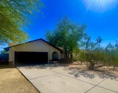 3901 W Sweetwater Avenue - Photo Thumbnail 28