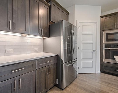 3511 Clara Drive - Photo Thumbnail 9