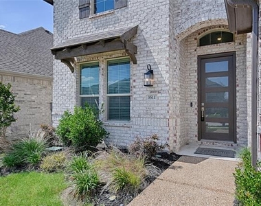 3511 Clara Drive - Photo Thumbnail 3