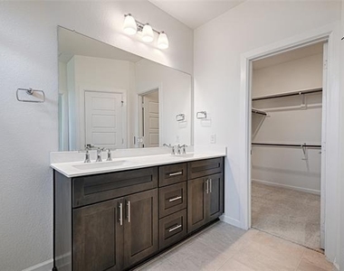 3511 Clara Drive - Photo Thumbnail 18