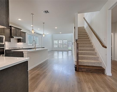 3511 Clara Drive - Photo Thumbnail 7