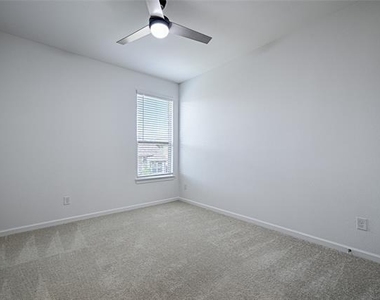 3511 Clara Drive - Photo Thumbnail 29