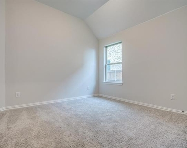 13866 Kevin Drive - Photo Thumbnail 17