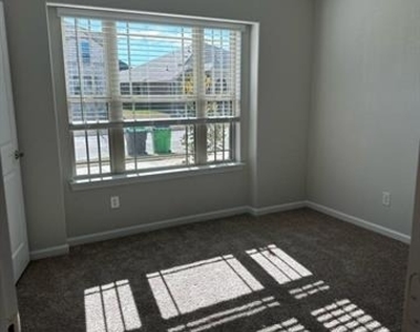 1271 Mill Place - Photo Thumbnail 12
