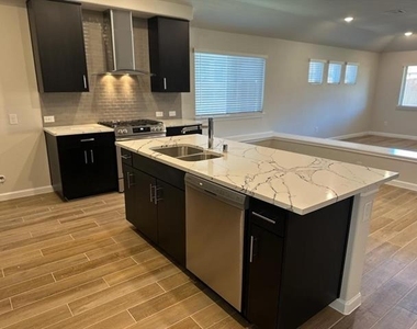 1271 Mill Place - Photo Thumbnail 9