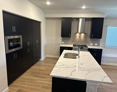 1271 Mill Place - Photo Thumbnail 10