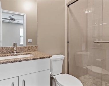1717 Annex Avenue - Photo Thumbnail 6