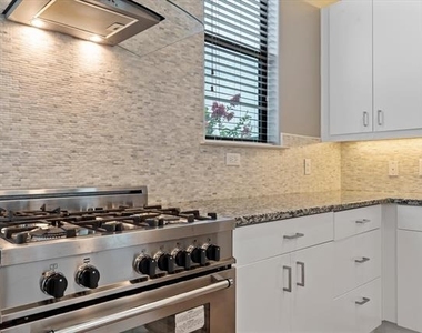 1717 Annex Avenue - Photo Thumbnail 10