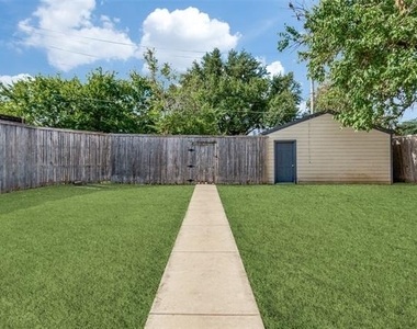 4812 Wateka Drive - Photo Thumbnail 5