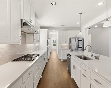 4261 Sandhills Lane - Photo Thumbnail 6