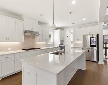 4261 Sandhills Lane - Photo Thumbnail 5