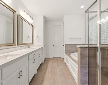 4261 Sandhills Lane - Photo Thumbnail 13
