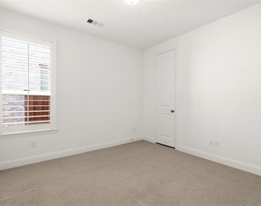 4261 Sandhills Lane - Photo Thumbnail 19