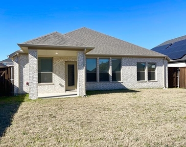 113 Arrow Wood Road - Photo Thumbnail 12