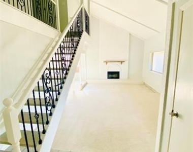 42 Merrie Circle - Photo Thumbnail 4