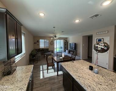 24740 W Jessica Lane - Photo Thumbnail 4
