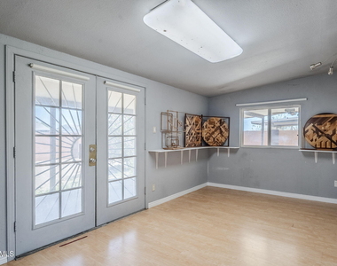 1022 W Apollo Avenue - Photo Thumbnail 39