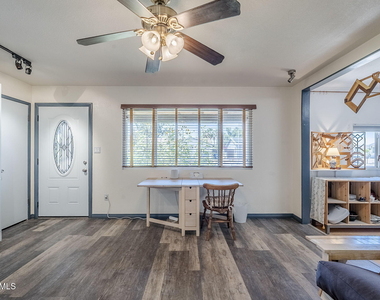 1022 W Apollo Avenue - Photo Thumbnail 45