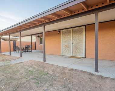 1022 W Apollo Avenue - Photo Thumbnail 6