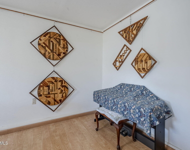 1022 W Apollo Avenue - Photo Thumbnail 20