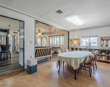 1022 W Apollo Avenue - Photo Thumbnail 17