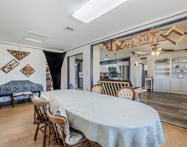 1022 W Apollo Avenue - Photo Thumbnail 16