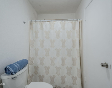 1022 W Apollo Avenue - Photo Thumbnail 51