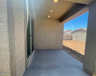 8746 W San Juan Avenue - Photo Thumbnail 24