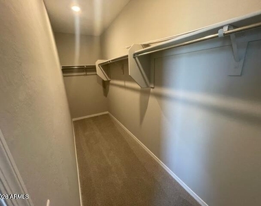 8746 W San Juan Avenue - Photo Thumbnail 11
