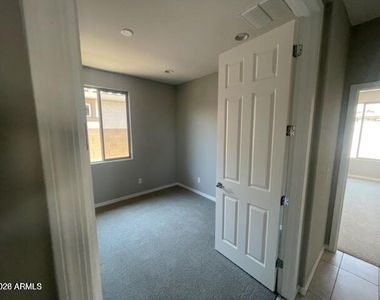 8746 W San Juan Avenue - Photo Thumbnail 14