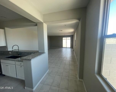 8746 W San Juan Avenue - Photo Thumbnail 1