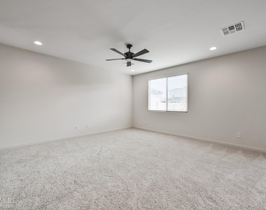 8961 W San Juan Avenue - Photo Thumbnail 6
