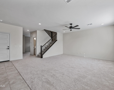 8961 W San Juan Avenue - Photo Thumbnail 12