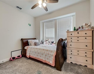 3940 Shrike Trail - Photo Thumbnail 13