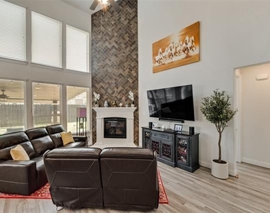 3940 Shrike Trail - Photo Thumbnail 4