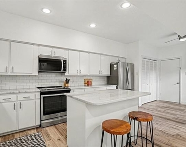 12368 Montego Plaza - Photo Thumbnail 10