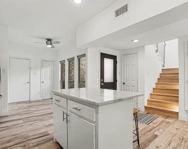 12368 Montego Plaza - Photo Thumbnail 2
